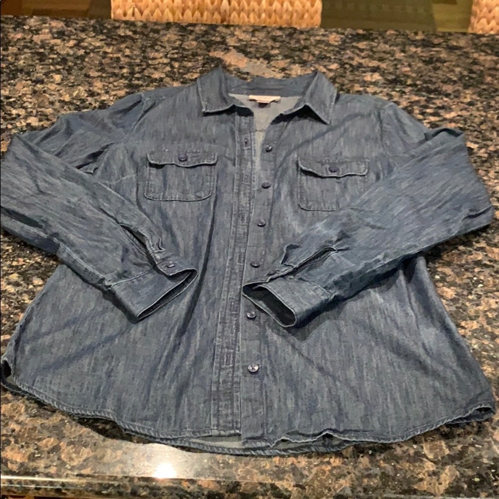🤩 5/$25 Loft Denim shirt - Picture 6 of 11